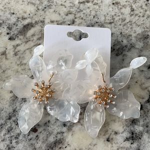 Resin flower earrings (lele doups)